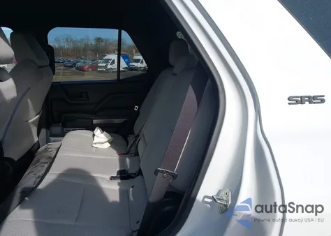 2025 Toyota 4Runner Sr5 z USA, uszkodzony, nr VIN JTEVA5BR9S5020941